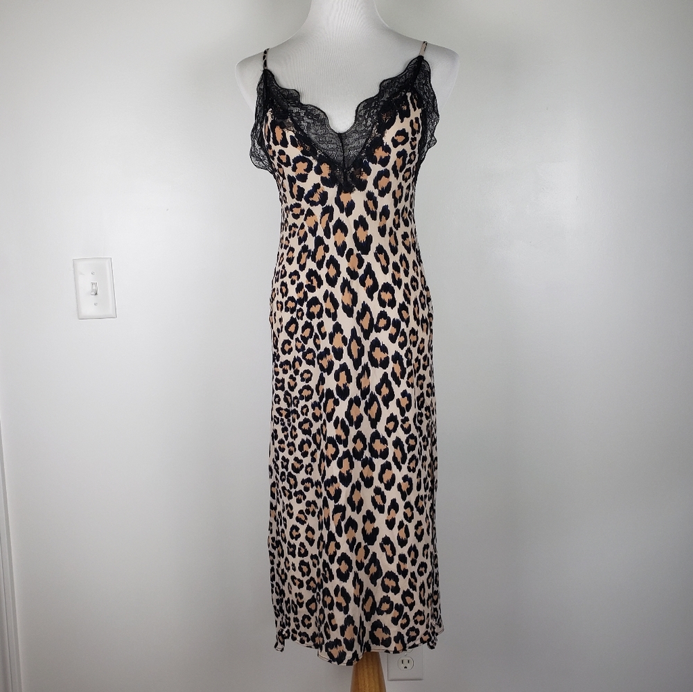 Victoria's Secret cheetah print high low slip gown - Picture 2 of 11